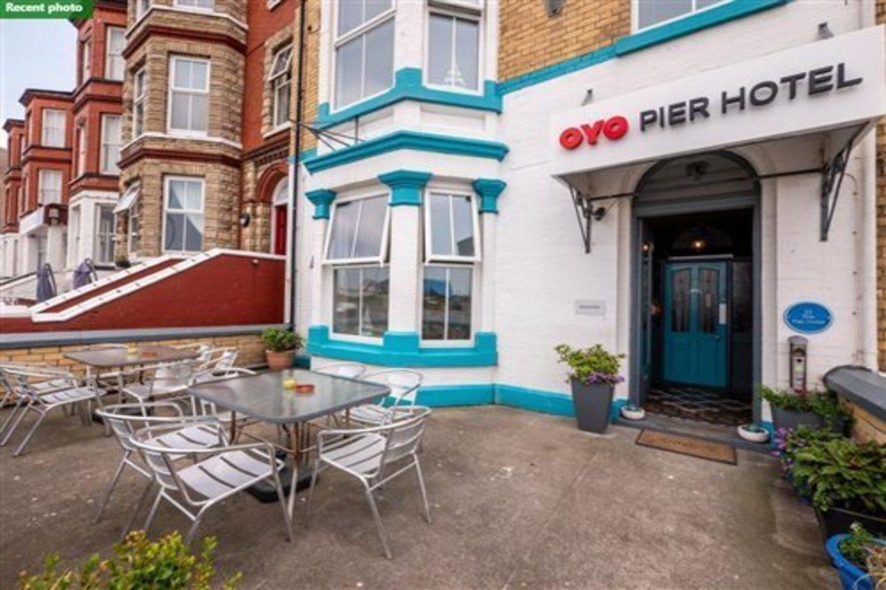 Oyo Pier Hotel Rhyl Zewnętrze zdjęcie